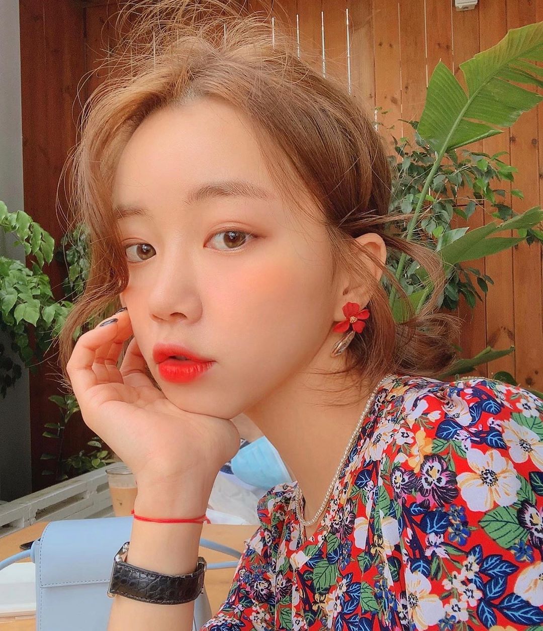 天菜網拍女神「문이」緊身T擠爆雙峰-第1章-图片19