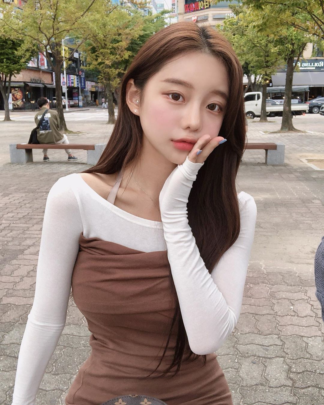 咖啡廳「超胸小姊姊」oxxooi逆天顏值太撩人-第1章-图片20