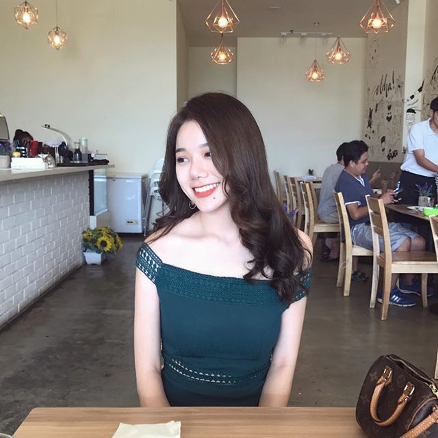 大馬爆乳甜心「張雪兒」正面曝光也讓人戀愛-第1章-图片12