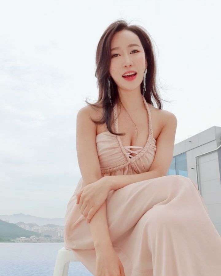 頭部按摩正妹...原來是韓國泡菜-第1章-图片3