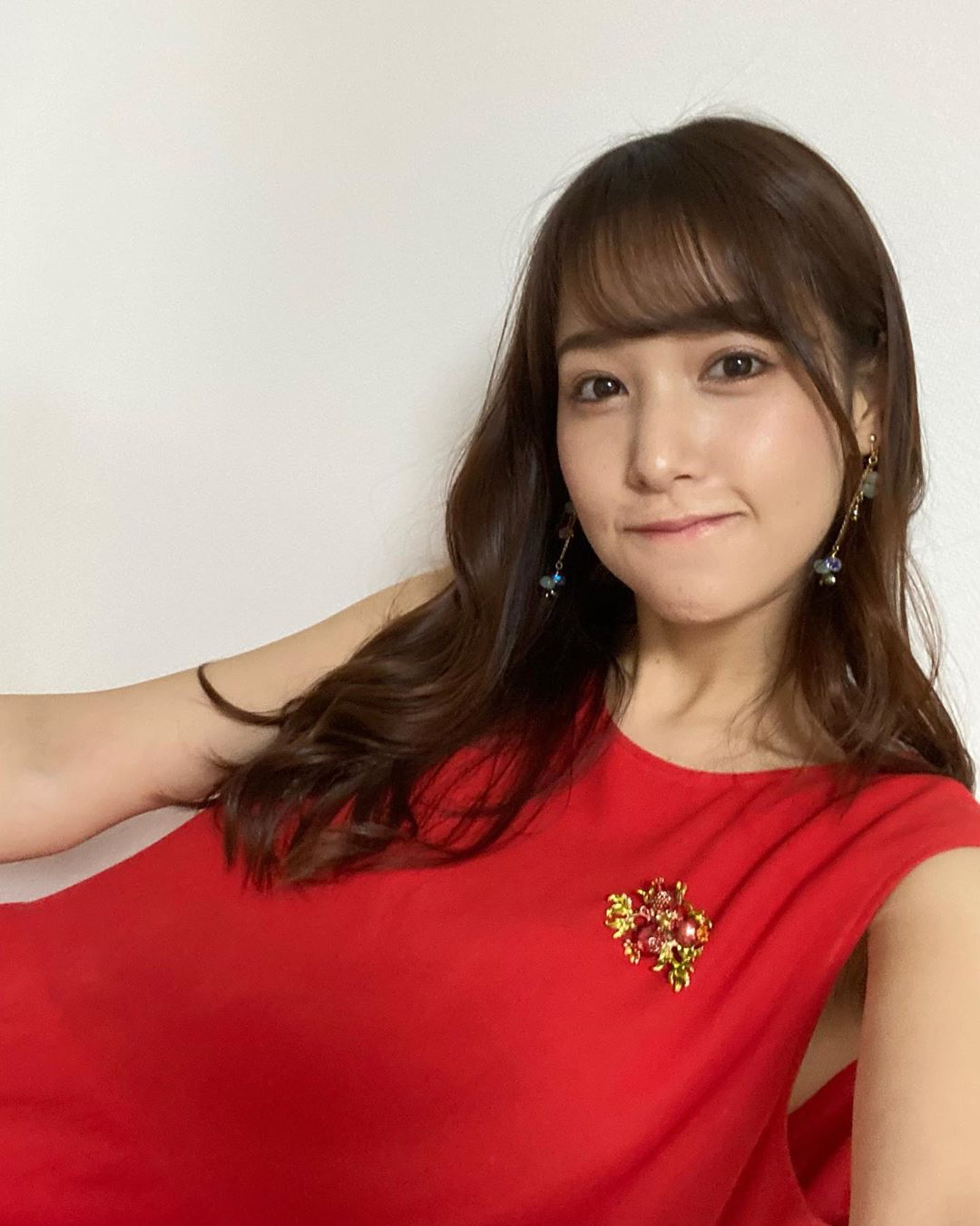 鷲見玲奈首拍養眼寫真　放低雜誌有胸襟-第1章-图片5