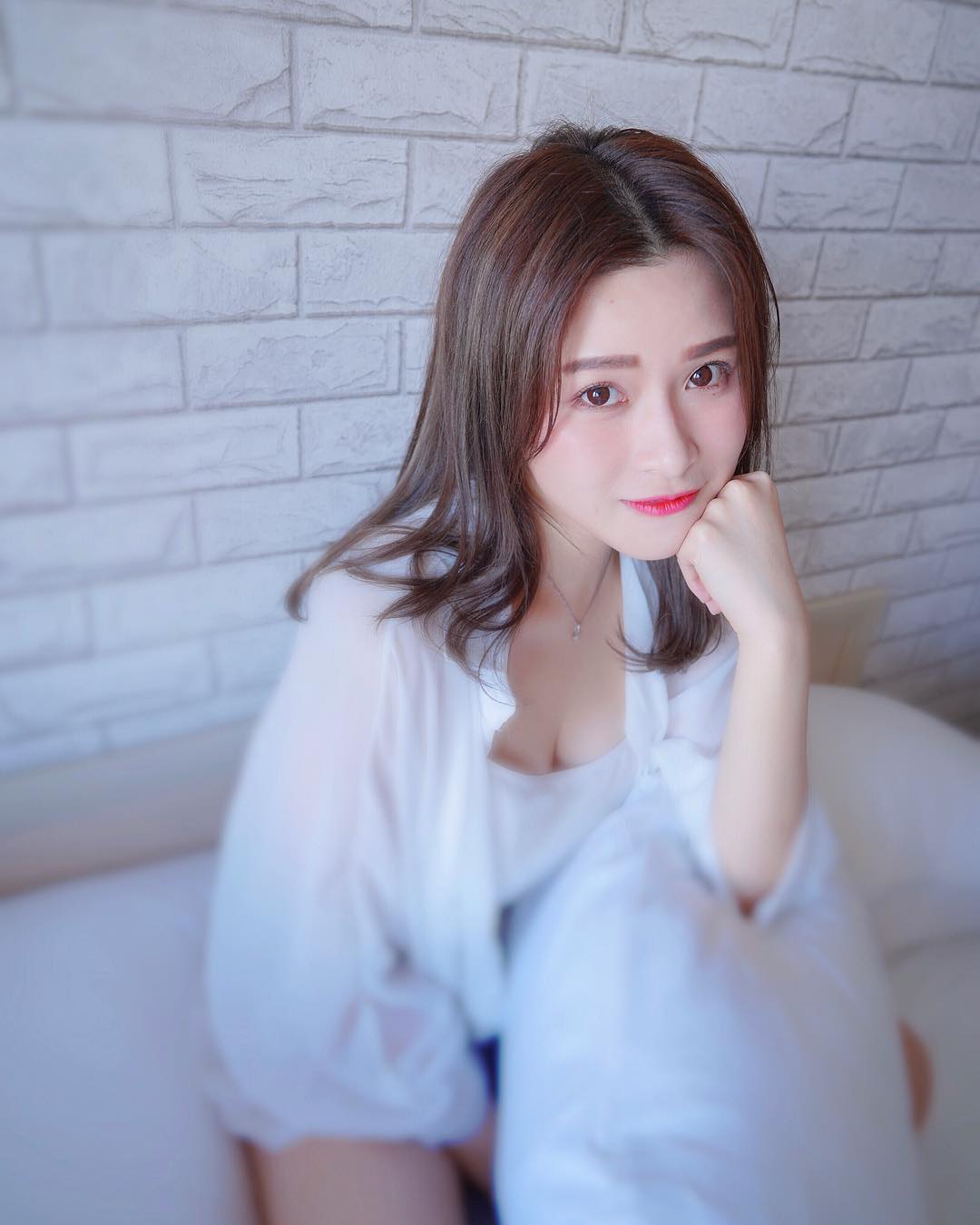 爆乳女星樣子甜美 更擁有驕人身材-第1章-图片17