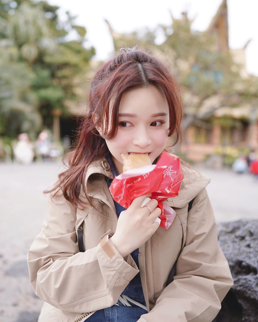 爆乳女星樣子甜美 更擁有驕人身材-第1章-图片2