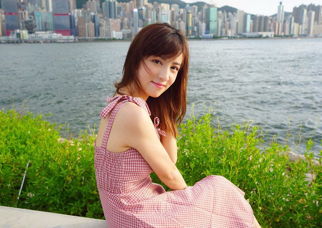 正妹主播甜美笑容和惹火身材走紅-第1章-图片13