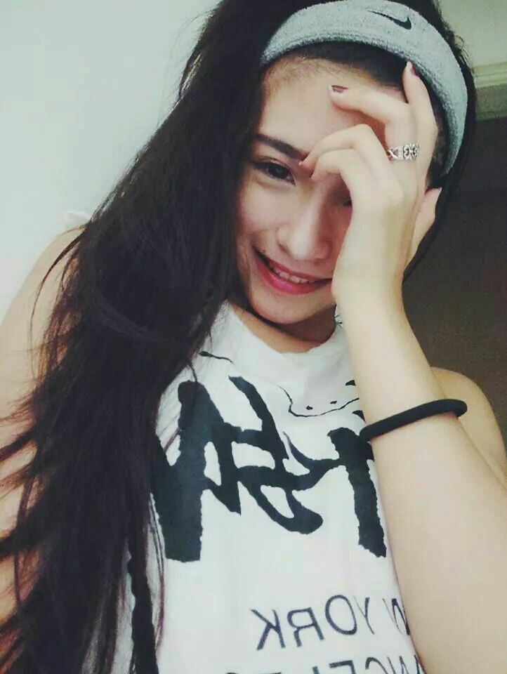 The beauty of a mixed-blooded woman does not laugh.-第1章-图片2