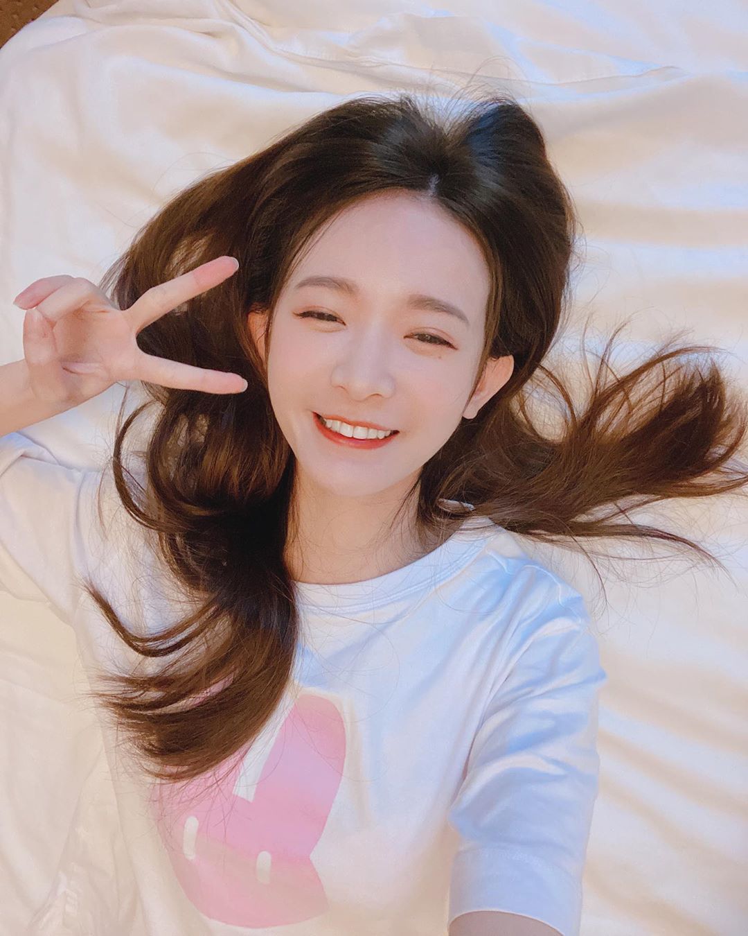Ladies and gentlemen, look at the second time of love.-第1章-图片18