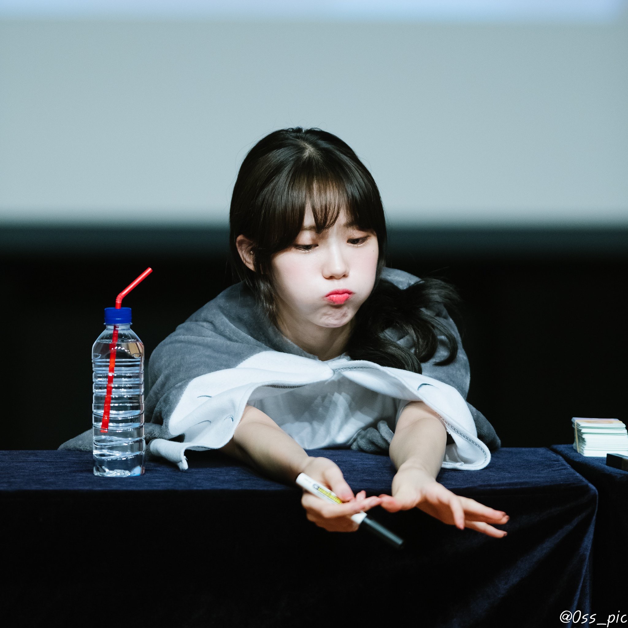宇宙少女 LUDA 整個畫面實在太香了-第1章-图片7