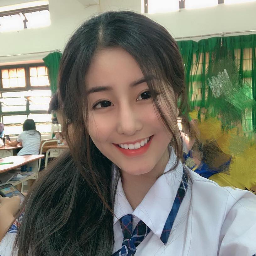 越南正妹「Vo Ngoc Tran」畢業後火辣解放