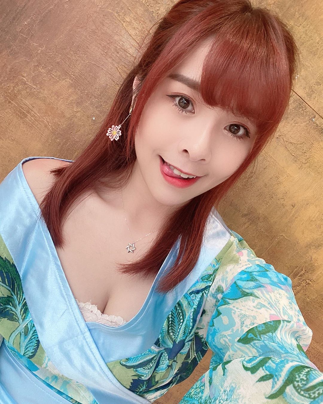 張語芯yuxin 「雪白嫩乳」無遮掩:身姿超惹火-第1章-图片8