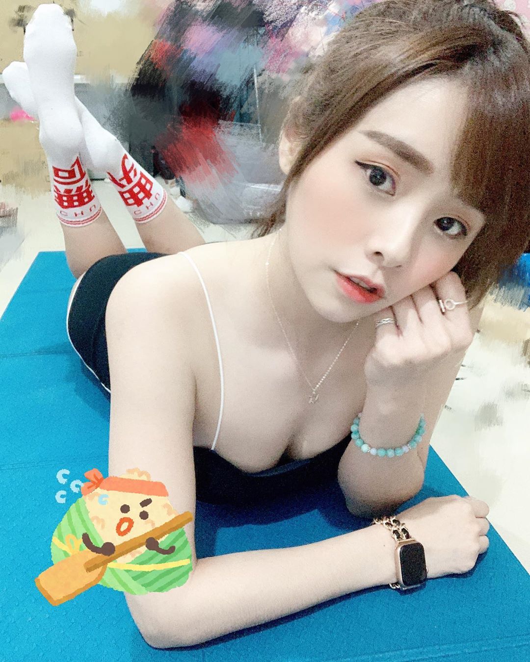 張語芯yuxin 「雪白嫩乳」無遮掩:身姿超惹火-第1章-图片11