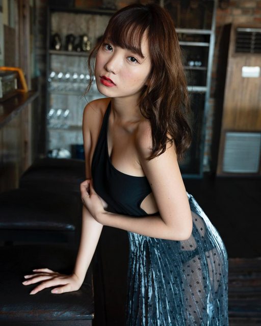 虎牙巨乳正妹 京佳 我想瘋狂跟他大戰-第1章-图片23