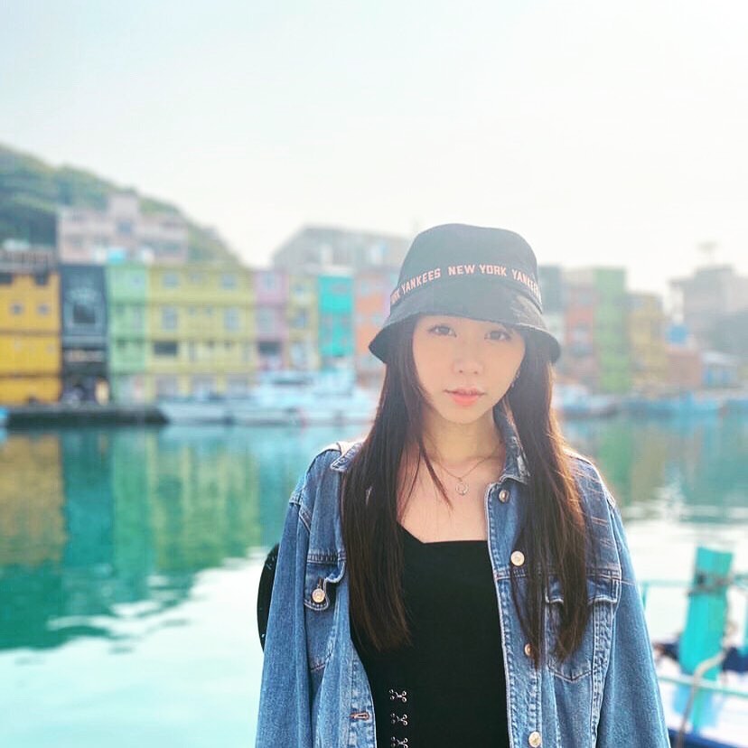 莉卡Licca 迷魂眼神HEN吸睛：看完秒戀愛惹-第1章-图片5