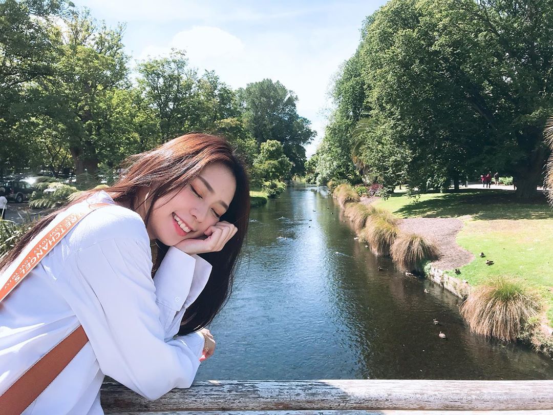 莉卡Licca 迷魂眼神HEN吸睛：看完秒戀愛惹-第1章-图片12