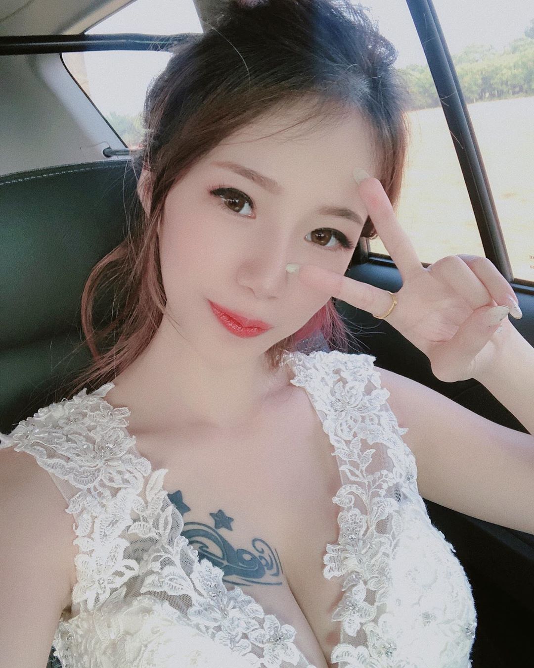 奶糖 軟Q白淨的身材誰受的了啊-第1章-图片2