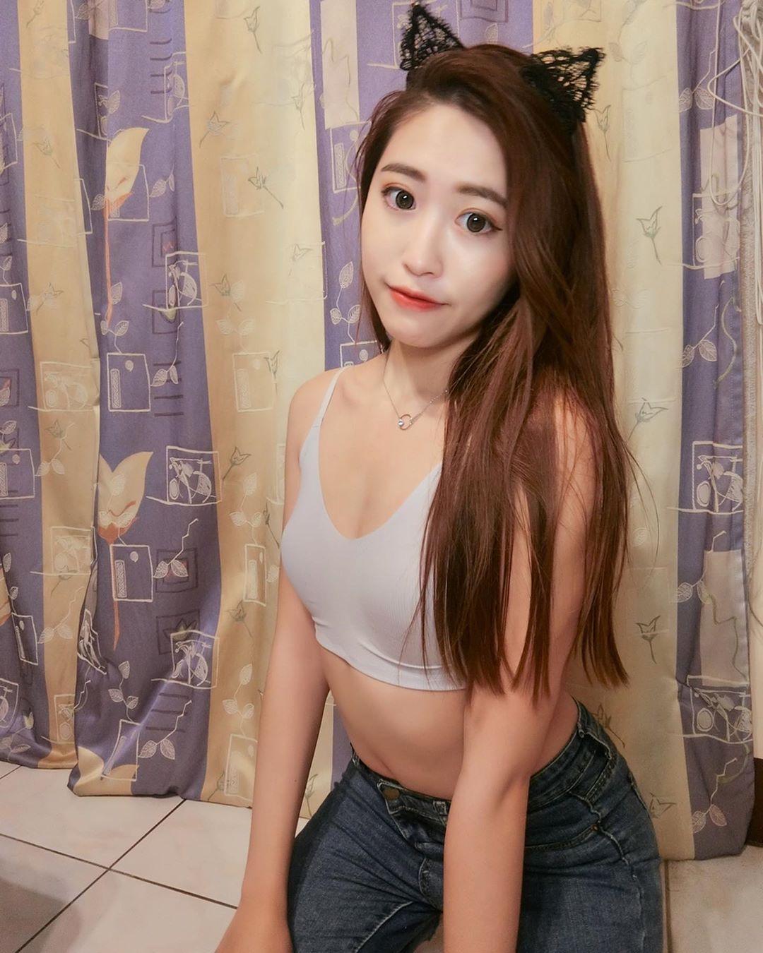 彭喬 穿著很大膽...網狂吃冰淇淋-第1章-图片8