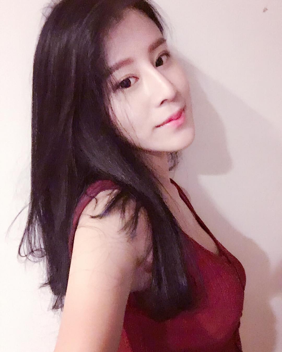 Sunnie chest curves are attractive.-第1章-图片8