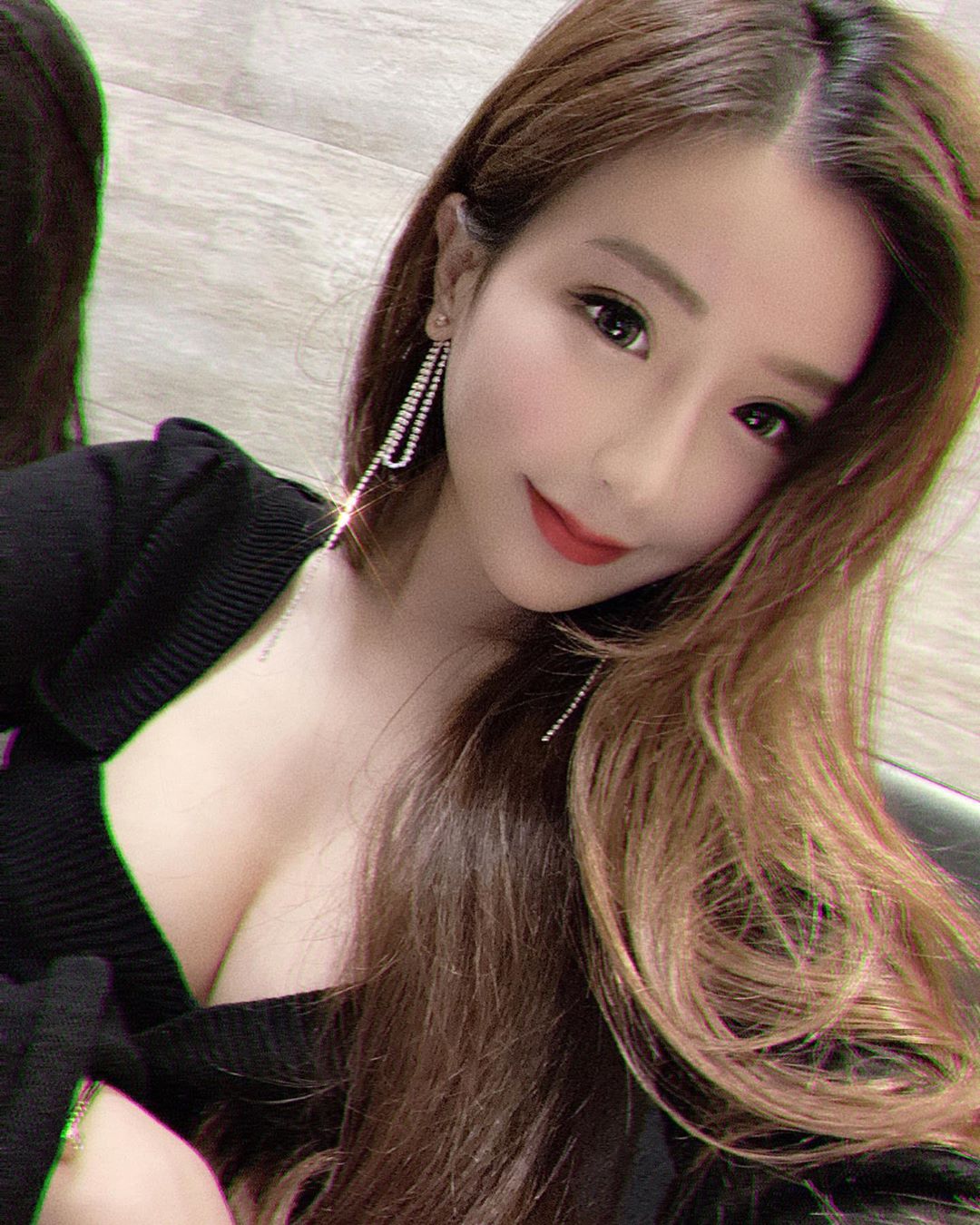 Janeouyang's deep white chest is appealing.-第1章-图片4