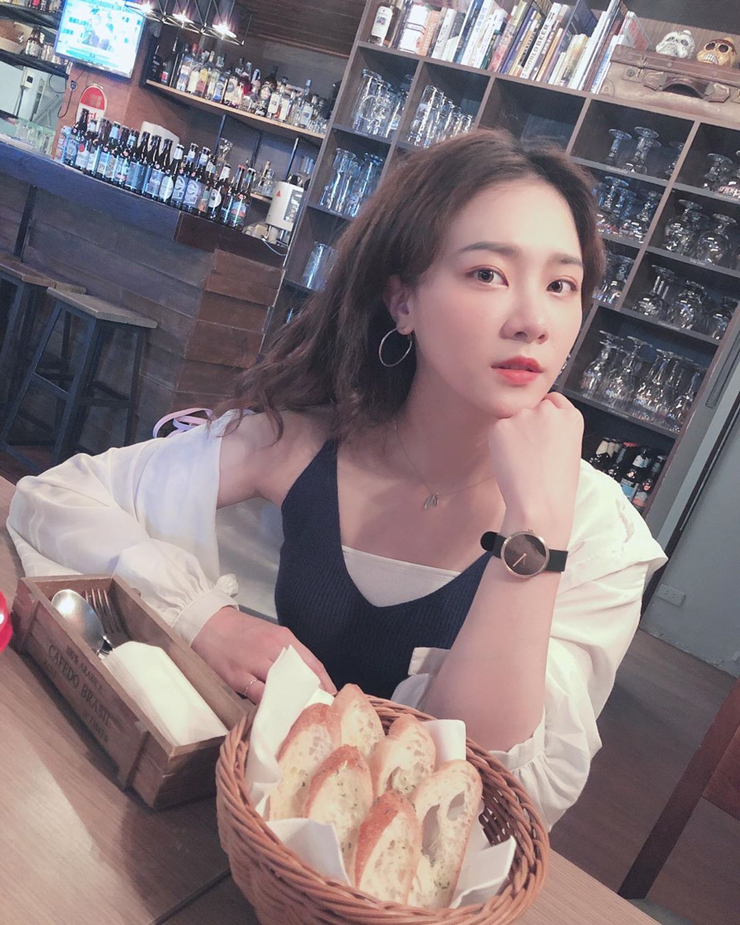 巧文 無辜大眼配上精緻臉蛋 有誰能擋得住-第1章-图片2