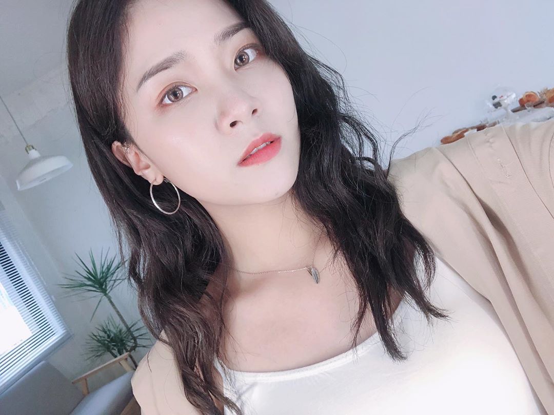 巧文 無辜大眼配上精緻臉蛋 有誰能擋得住-第1章-图片15