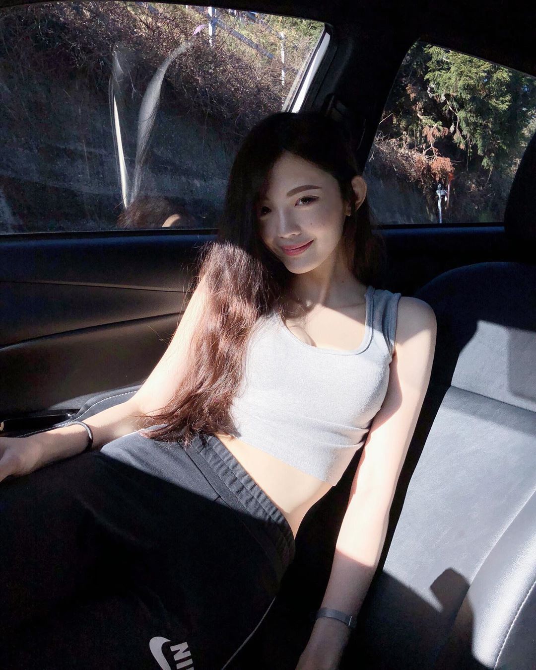 Vava 亮麗外表下「渾圓美乳」超極品…-第1章-图片5