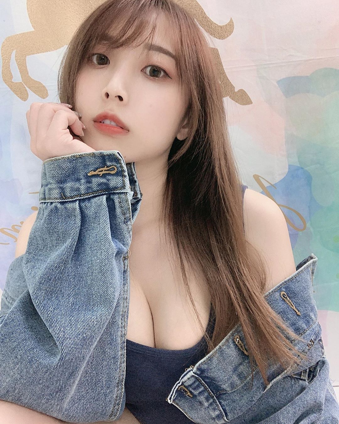冰*アイスちゃん 大露雪白美乳!惹火身材遮不住-第1章-图片1