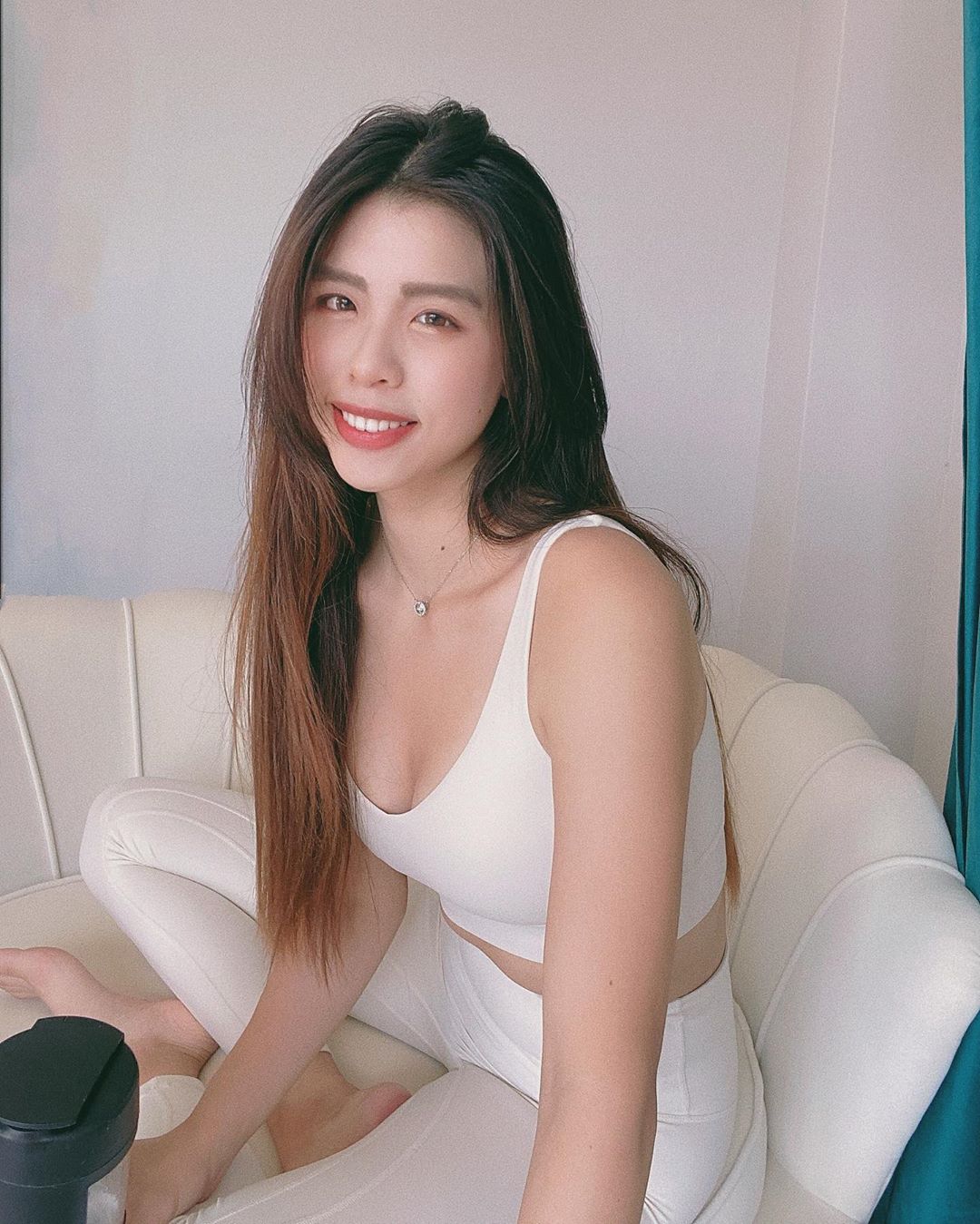 愛比 超犯規飽滿身材壤人看的好硬-第1章-图片3