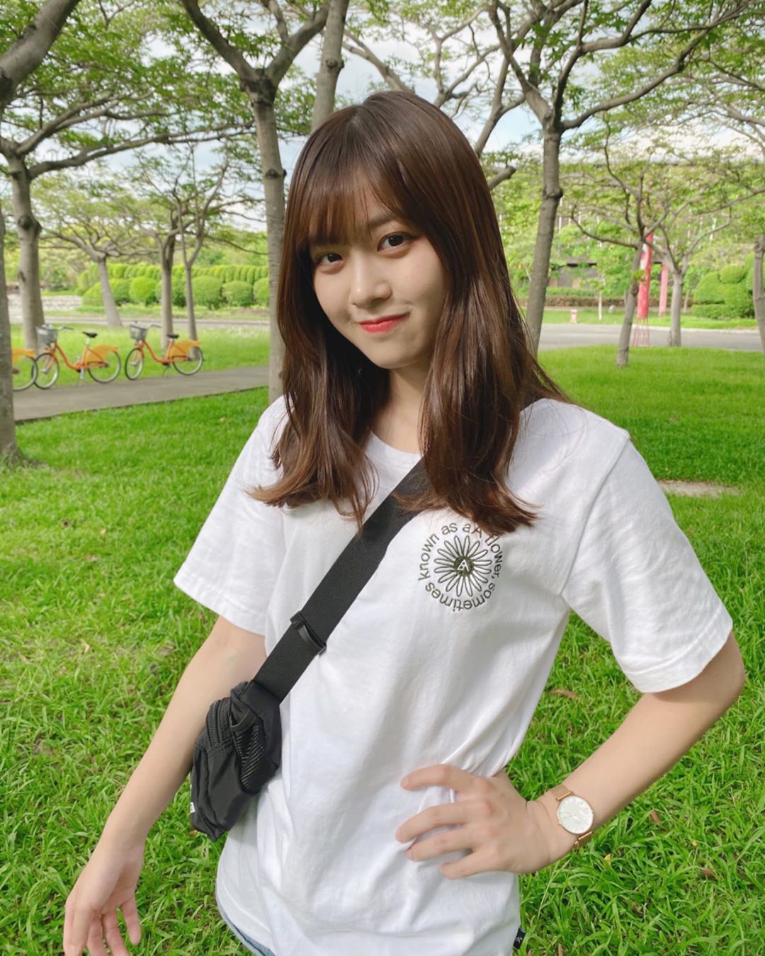 容欣 有著甜死人不償命的外表-第1章-图片3