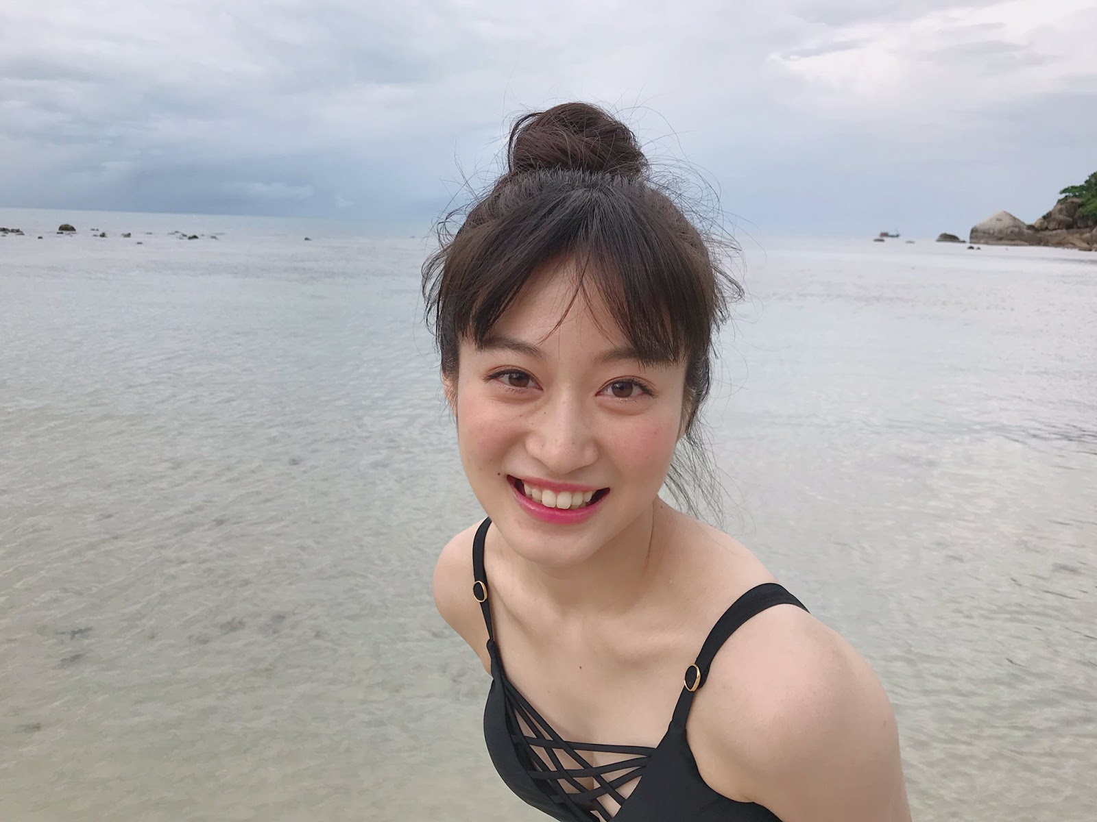 川上千尋 極品氣質正妹性感微露-第1章-图片5