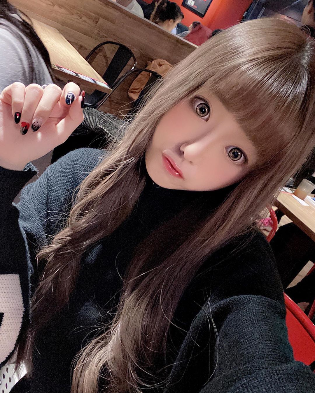 白紀亞 臉蛋看起來好稚嫩惹人憐-第1章-图片1