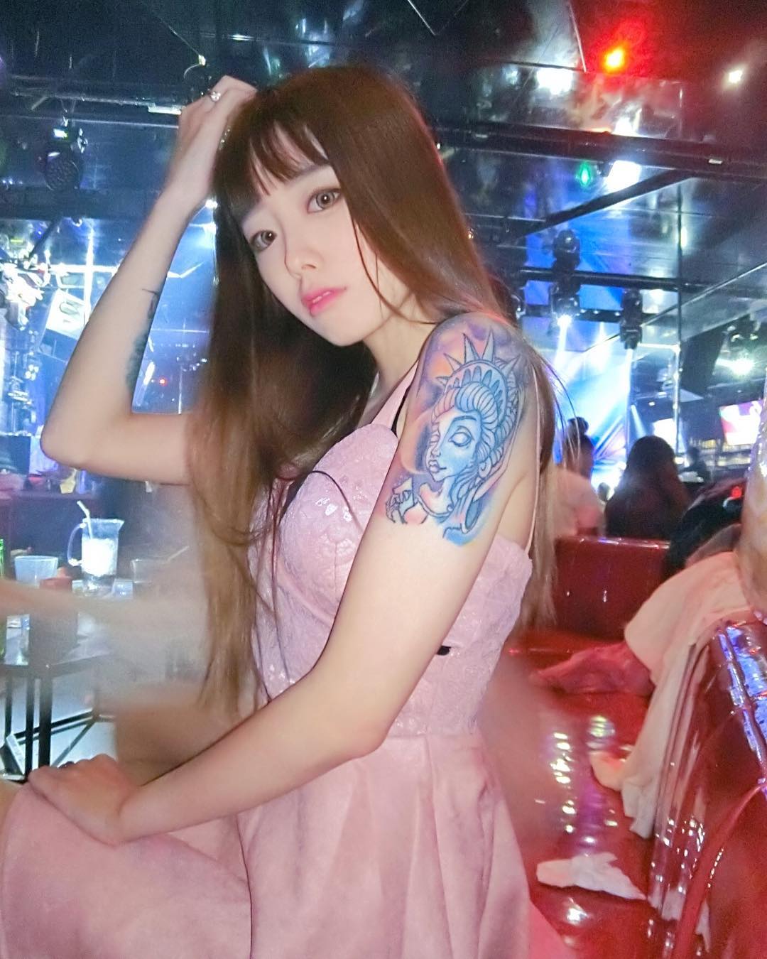 白紀亞 臉蛋看起來好稚嫩惹人憐-第1章-图片8