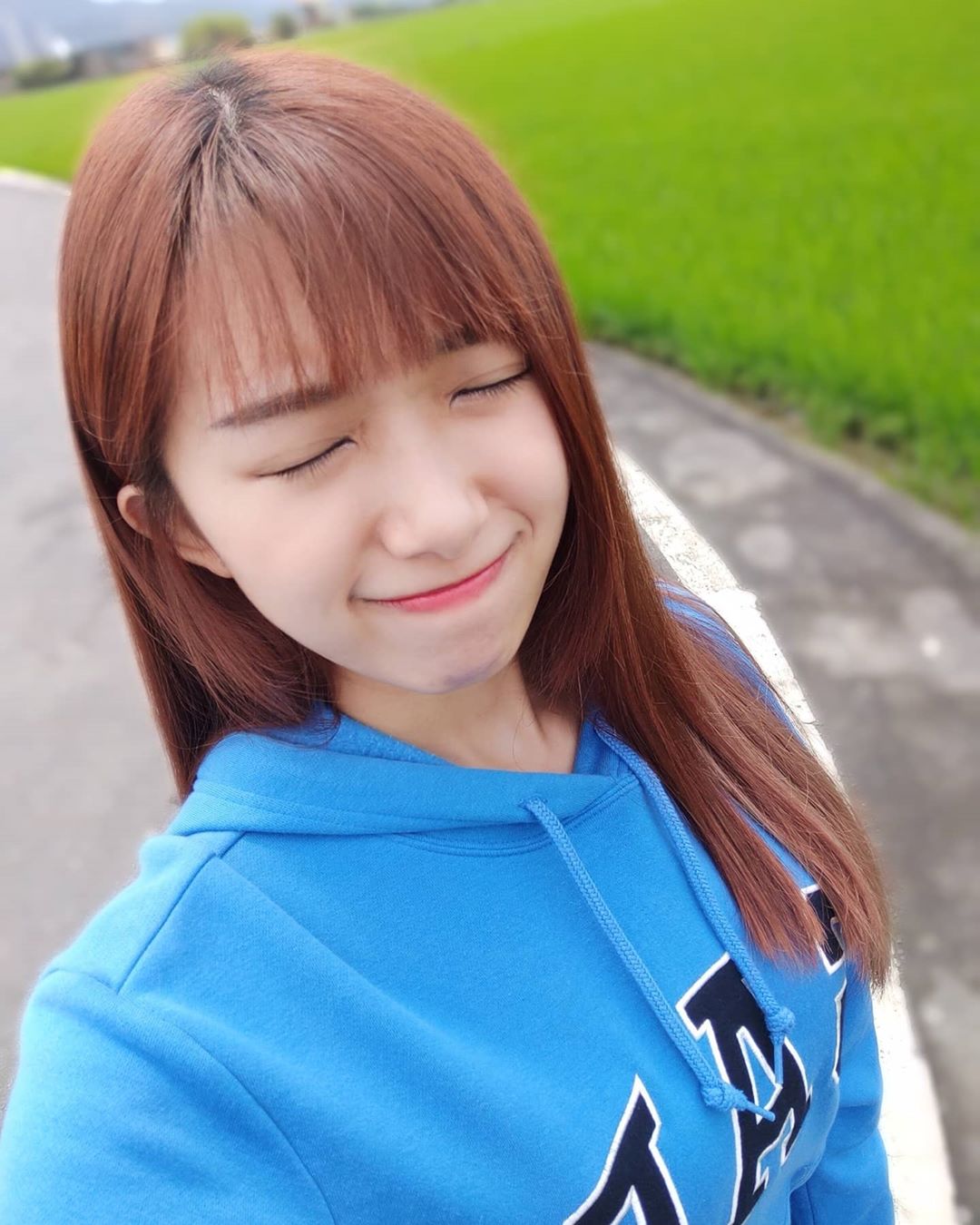 裴裴 清純臉蛋萌度破表....有誰能HOLD的住-第1章-图片10