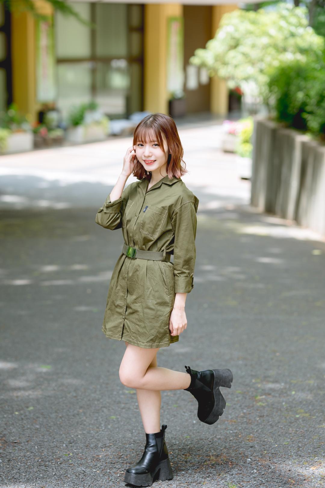 広瀬ゆい 美少女白皙牛奶肌搭配蜜腿十分迷人-第1章-图片6