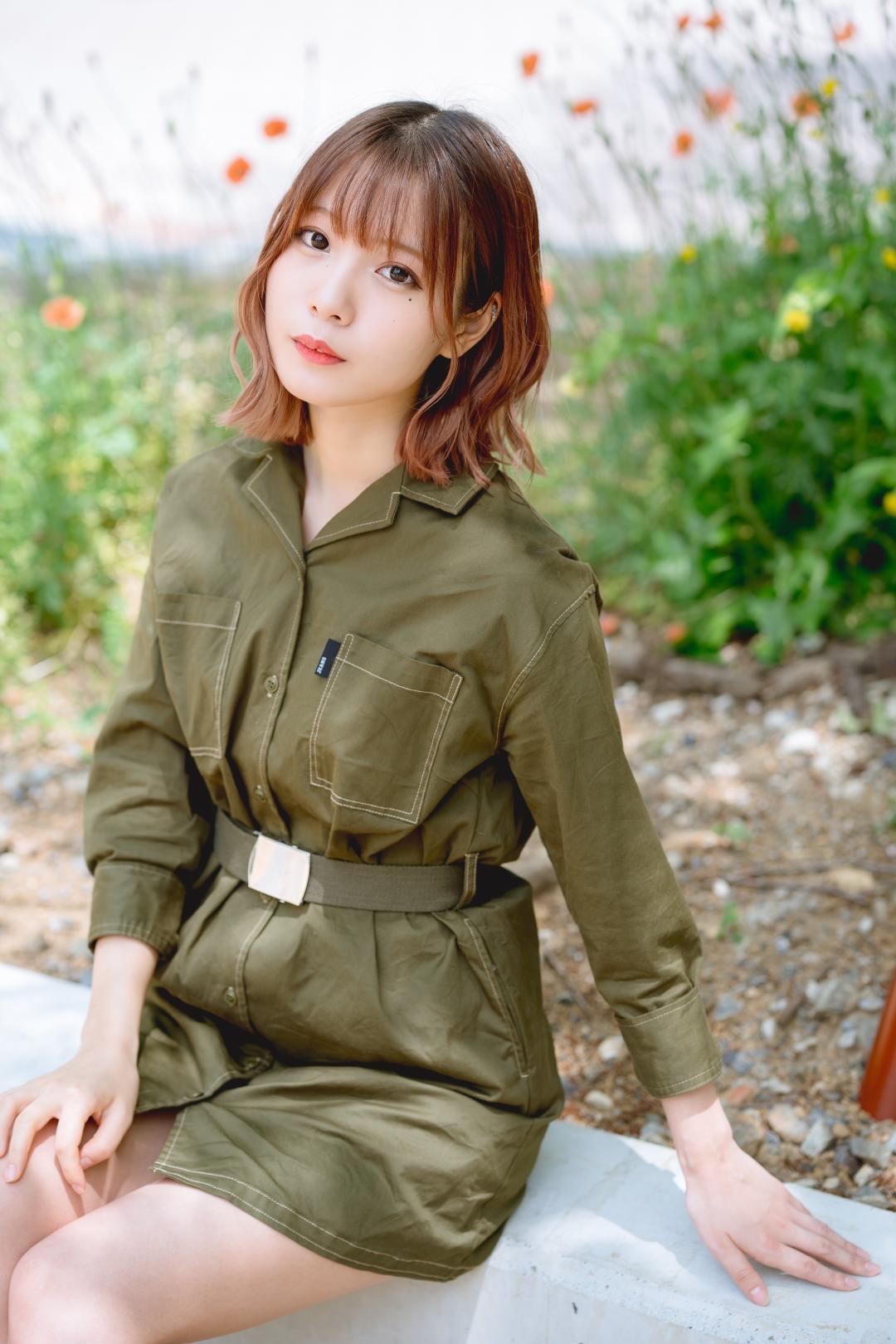広瀬ゆい 美少女白皙牛奶肌搭配蜜腿十分迷人-第1章-图片12