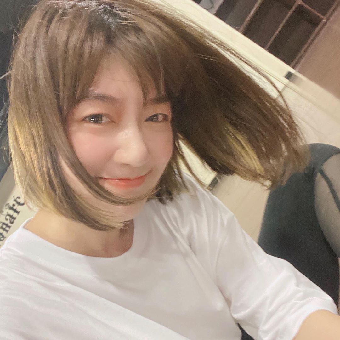 甜心正妹 泱泱 笑容親切自然,漂亮身材又好 想處理!!-第1章-图片17
