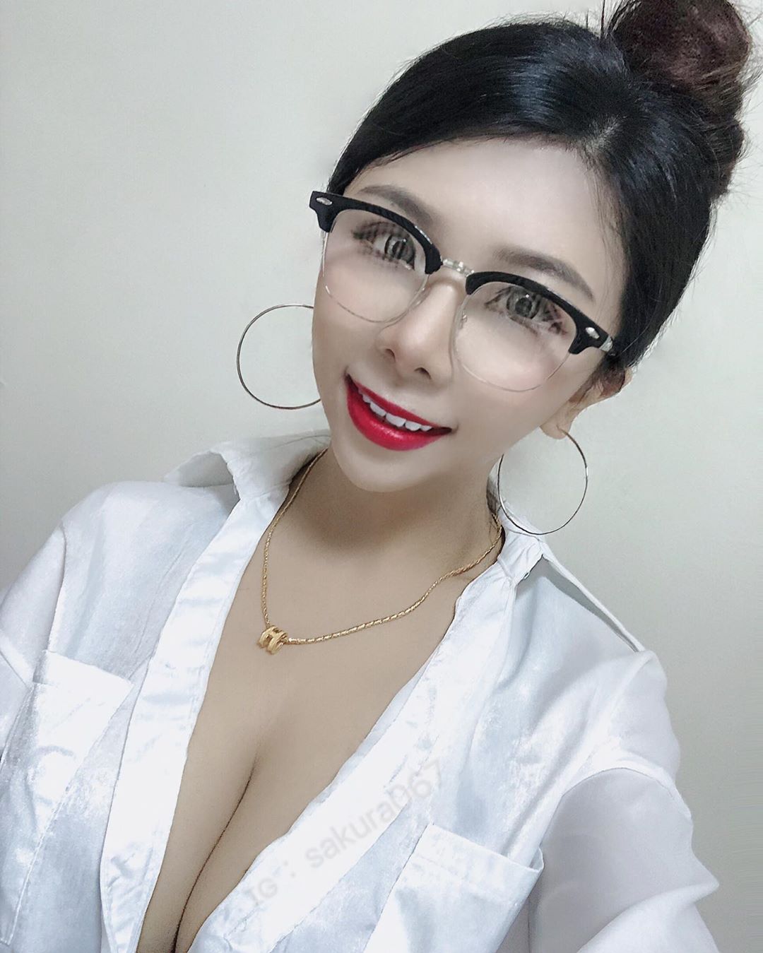 婕希娜 上圍豐滿...雪白半球直接露-第1章-图片13