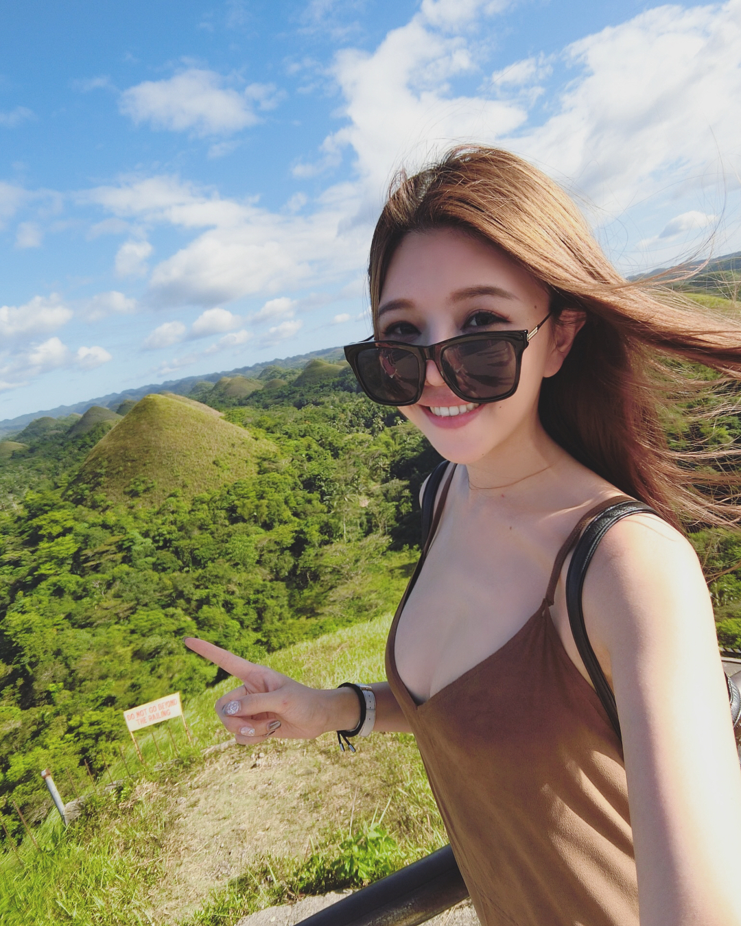 Kate譚凱芸 臉蛋和身材十分誘人-第1章-图片1