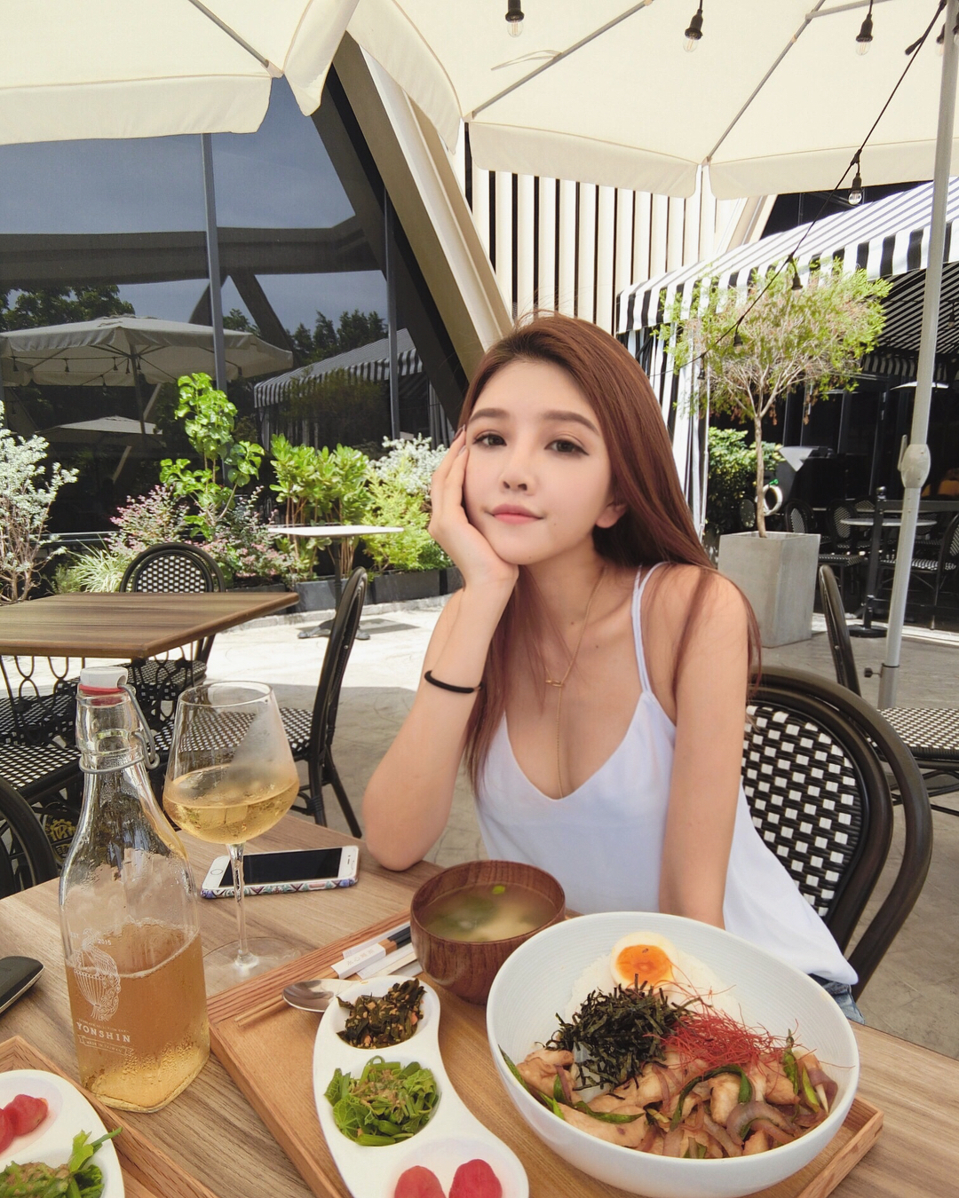 Kate譚凱芸 臉蛋和身材十分誘人-第1章-图片3