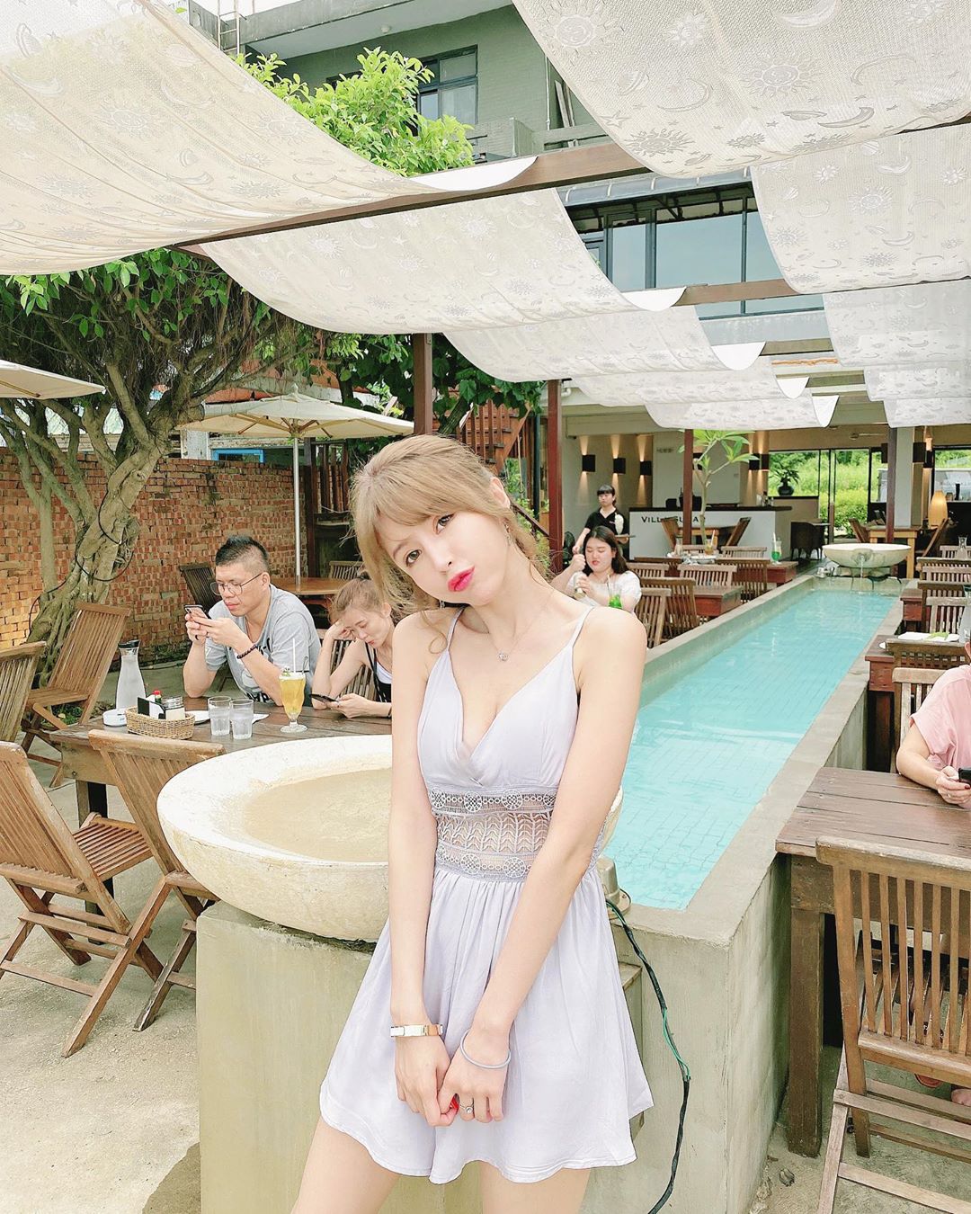 劉子瑜Vickybaby 胸前大肉彈撐爆！超不科學身材-第1章-图片5