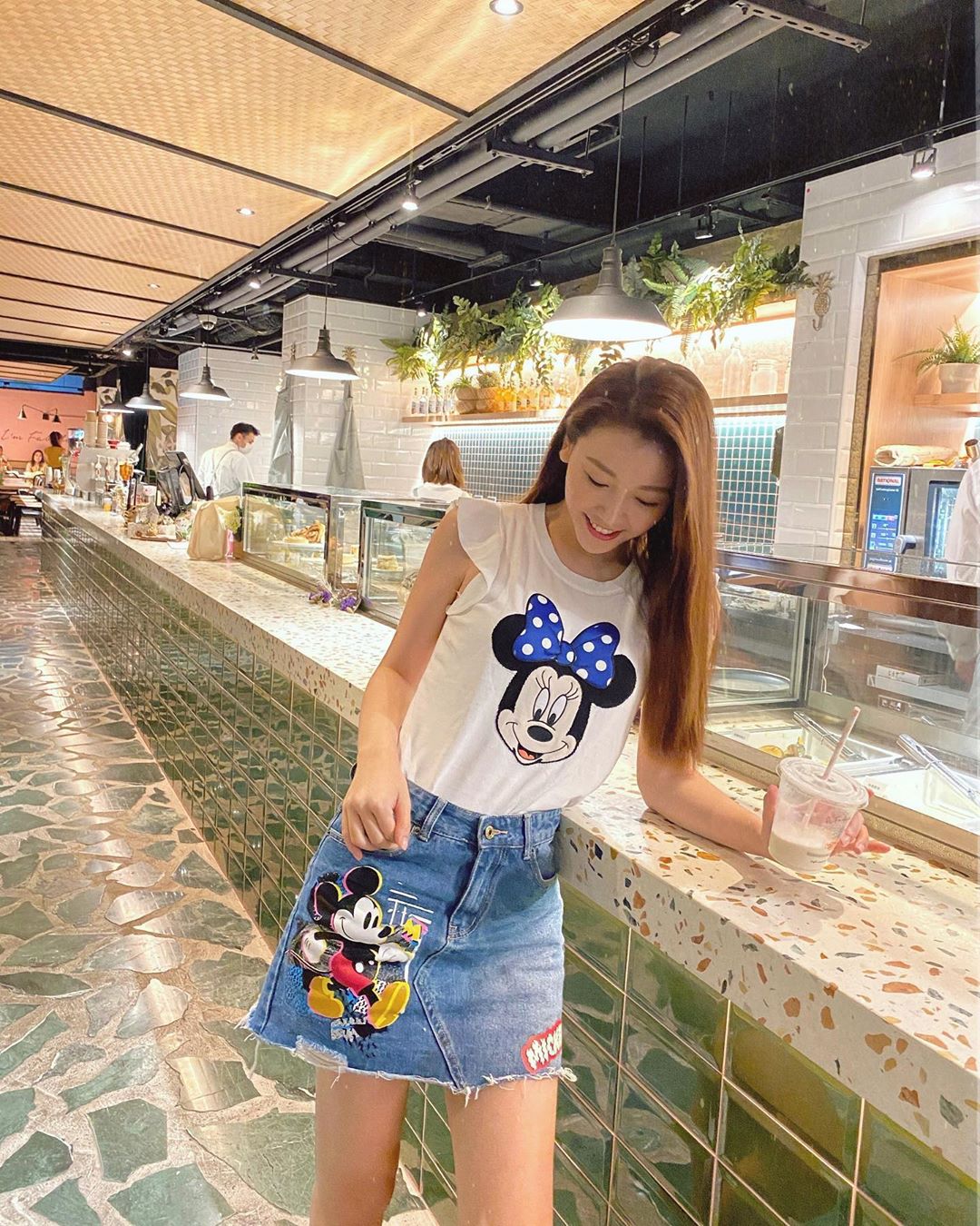 林芷芸 氣質女神燦爛笑容甜炸-第1章-图片1