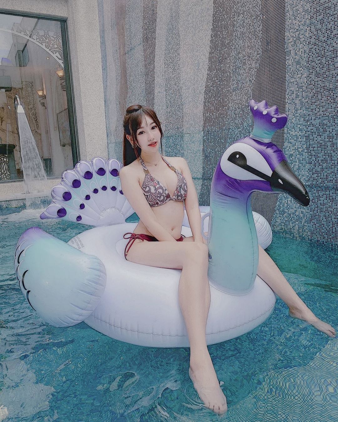 琪琪 身材依舊兇猛火辣大尺度入鏡-第1章-图片1