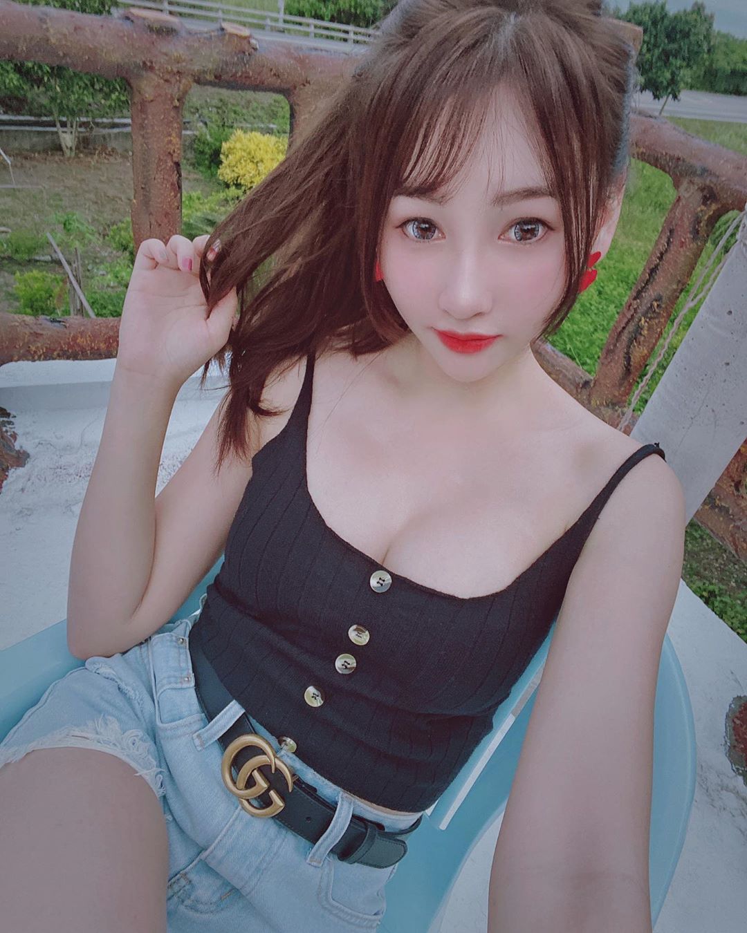 琪琪 身材依舊兇猛火辣大尺度入鏡-第1章-图片12