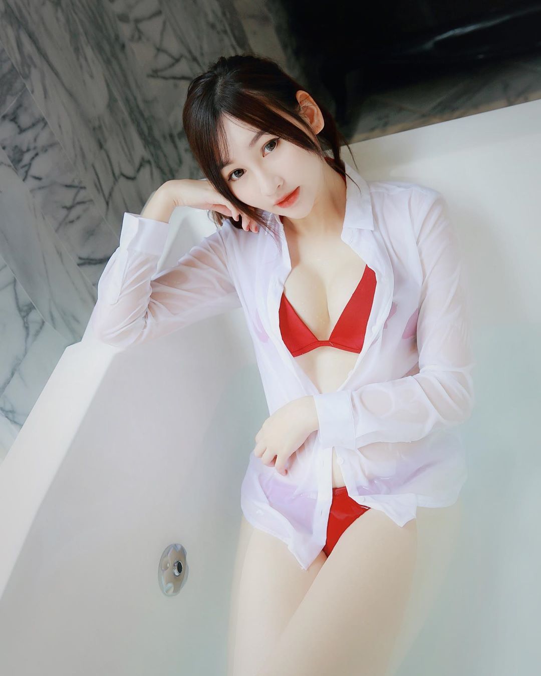 琪琪 身材依舊兇猛火辣大尺度入鏡-第1章-图片14