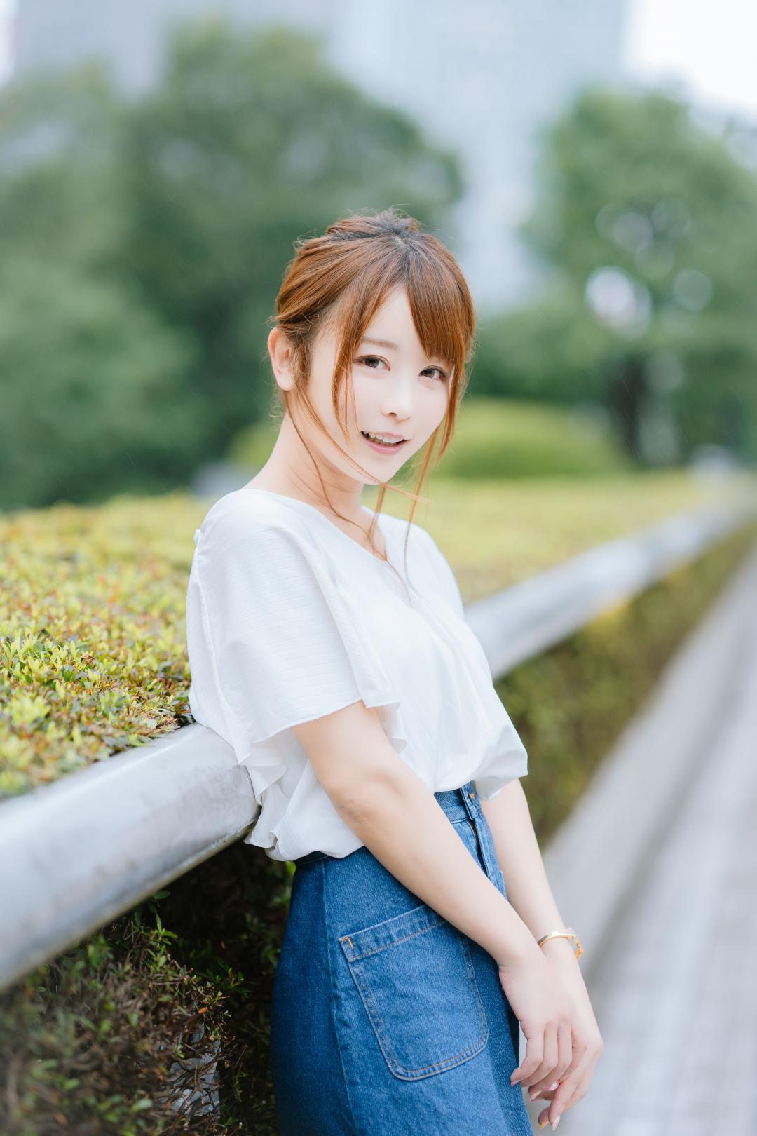 いくみ 笑容太清甜宛如洋娃娃 讓人凍未條!-第1章-图片2