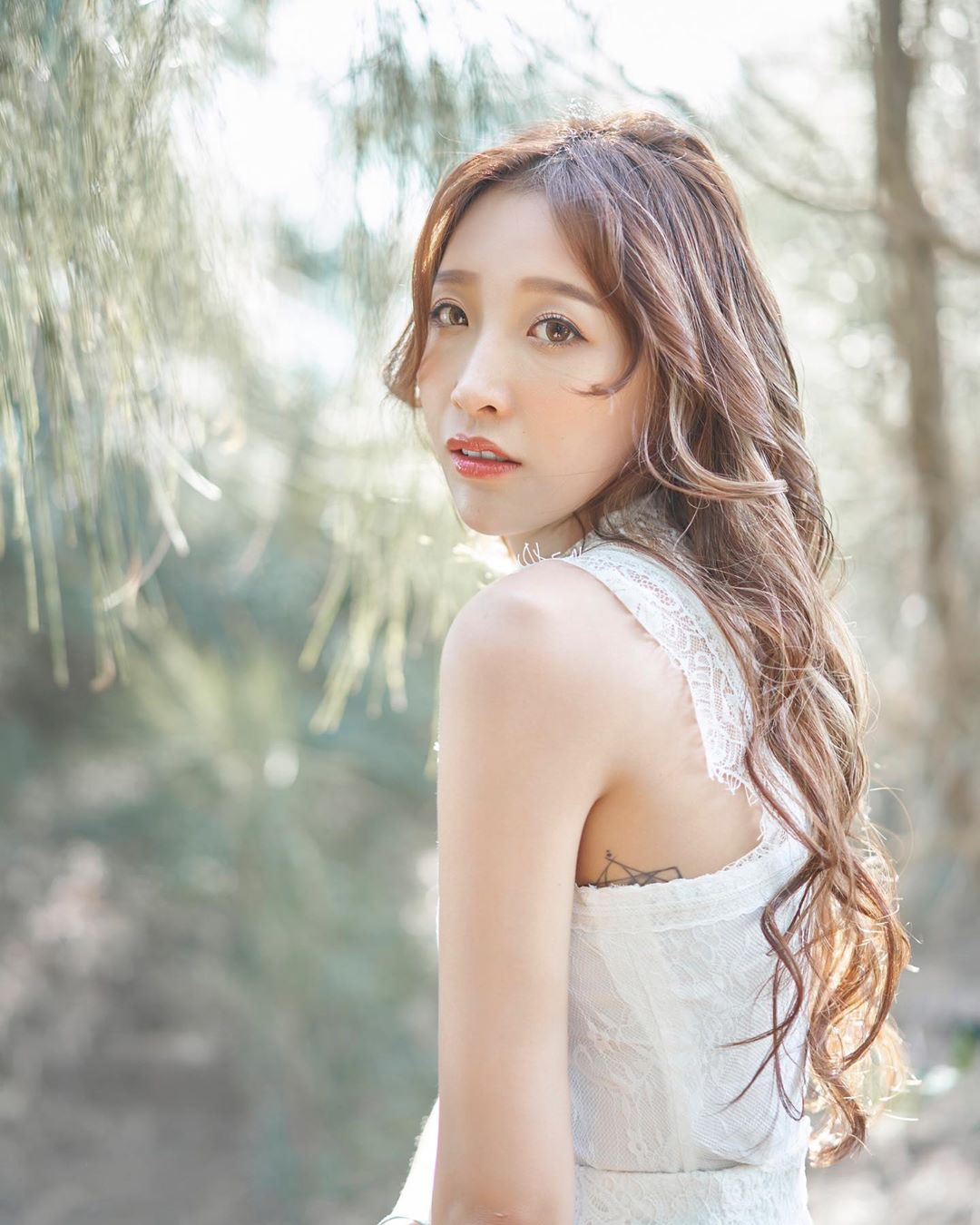 江柔璇laυren 美乳泳池大解放 側面網看瘋-第1章-图片6