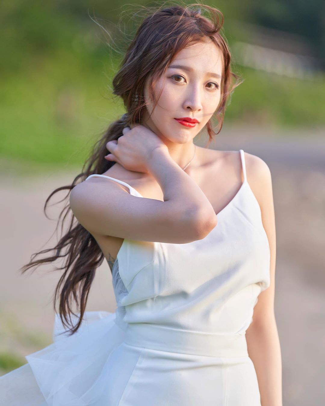 江柔璇laυren 美乳泳池大解放 側面網看瘋-第1章-图片10