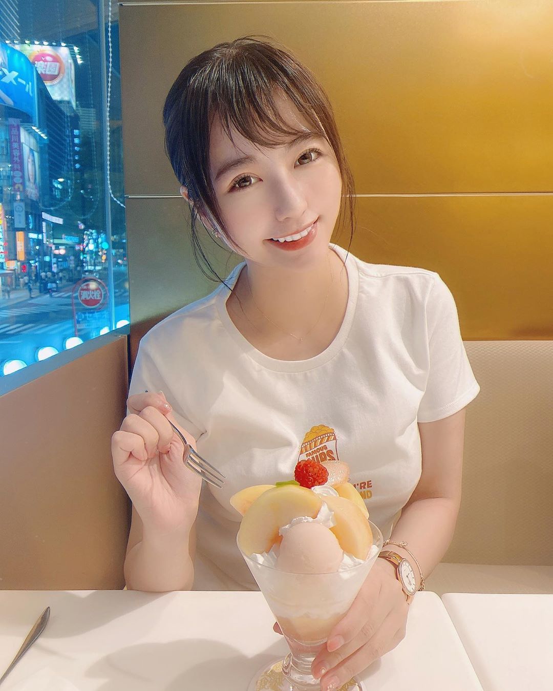 潘家儀Vanessa Pan 白皙美乳外加甜美大眼 看著都快要戀愛-第1章-图片7