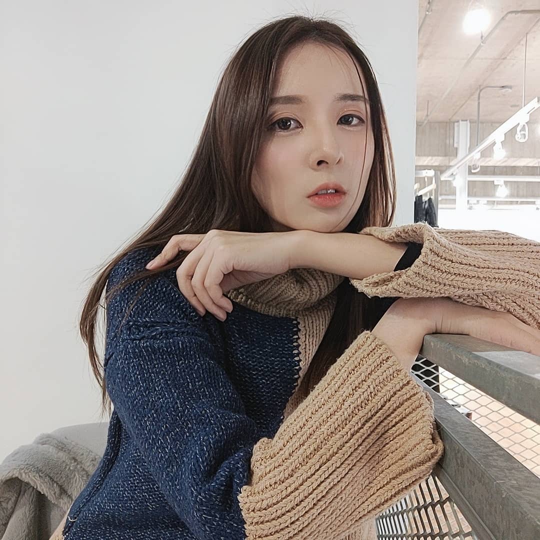 苡菲 清純與性感的交織......眼神好銷魂-第1章-图片6