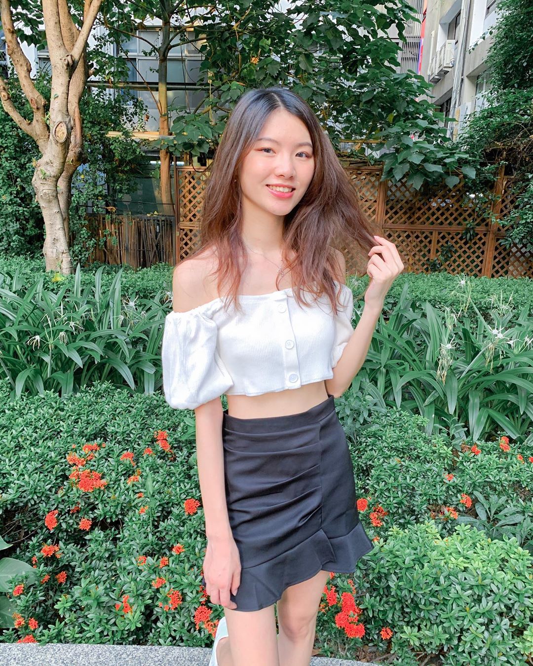 Yvonne 甜美小清新 小露性感就足以讓人陷下去-第1章-图片1