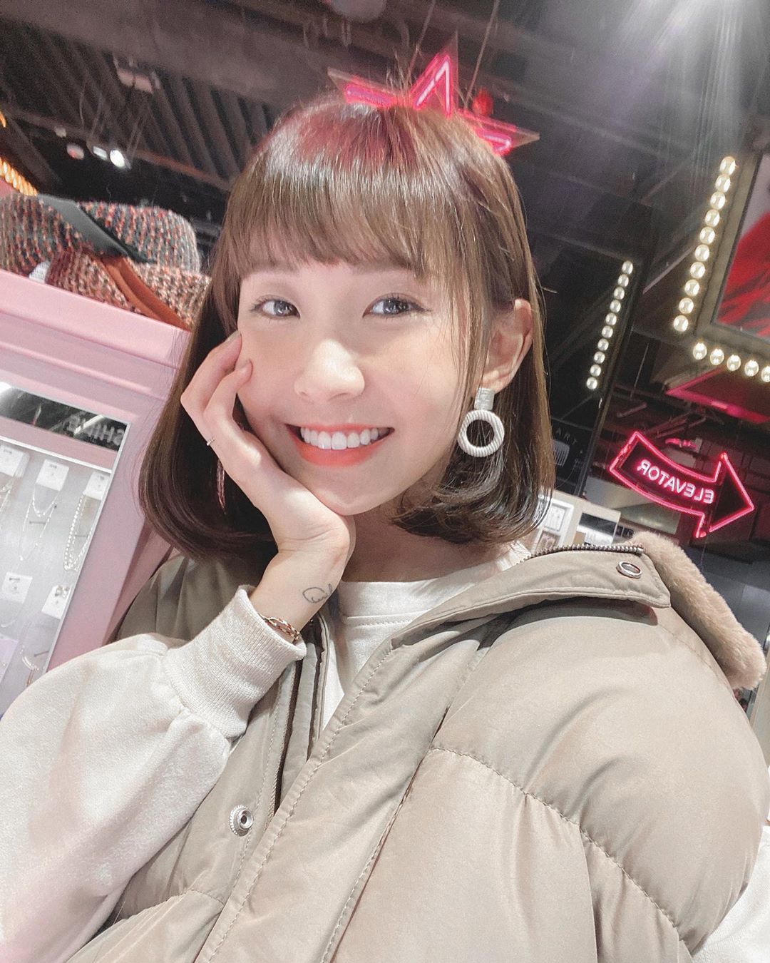 粿粿Meigo 啦啦隊性感甜心 絕美的身材畫面超香-第1章-图片5