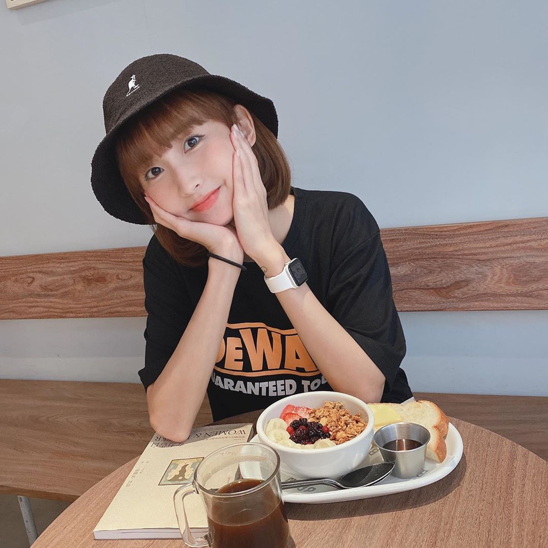 粿粿Meigo 啦啦隊性感甜心 絕美的身材畫面超香-第1章-图片12